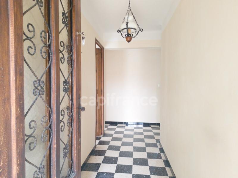 Maison - 92 m² - 5 pièces