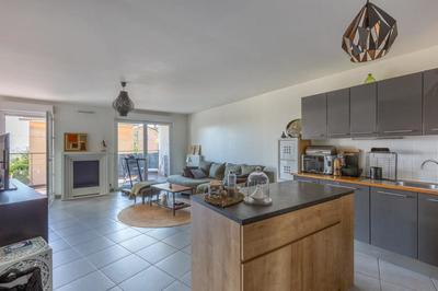 Appartement - 86 m² - 4 pièces