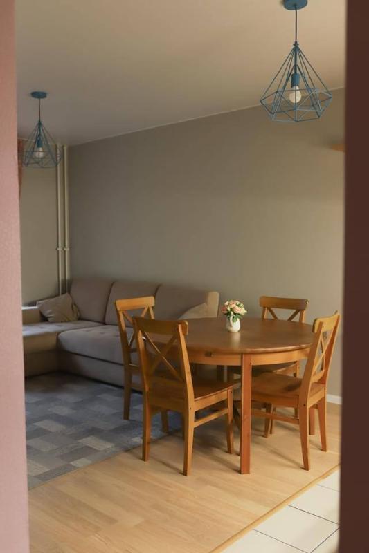 Studio - 25 m² - 2 pièces