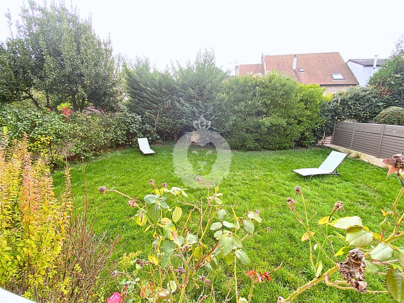 Maison - 166 m² - 5 pièces