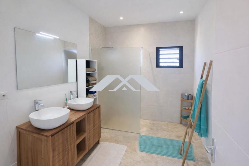 Villa - 100 m² - 4 pièces