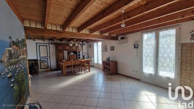 Maison - 94 m² - 5 pièces