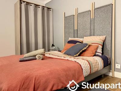 Chambre - 12 m² - 1 pièce