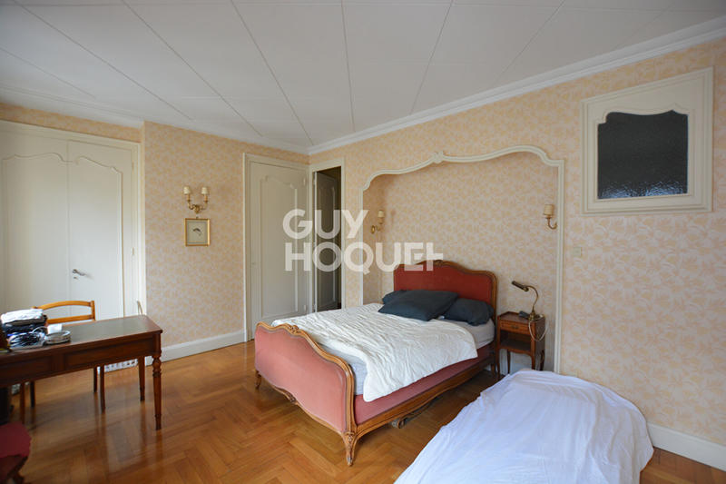 Appartement - 93 m² - 2 pièces