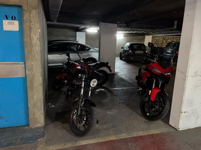 Parking / Garage - 17 m²