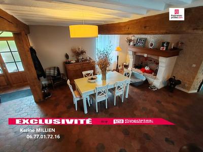 Maison - 240 m² - 8 pièces