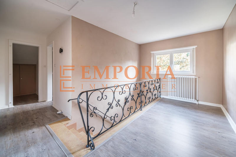 Maison - 191 m² - 7 pièces