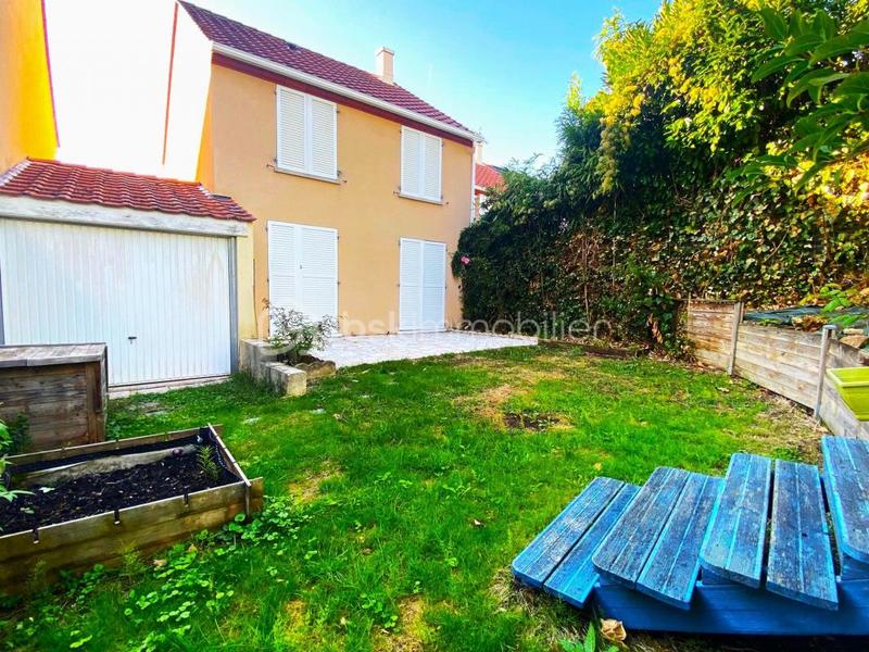 Maison - 72 m² - 4 pièces