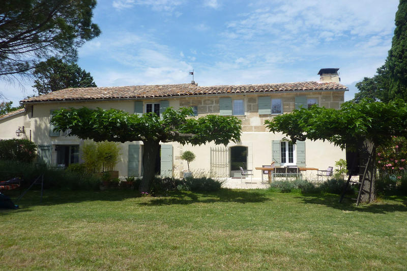 Mas - 270 m² - 7 pièces