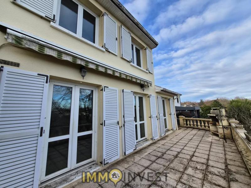 Maison - 88 m² - 4 pièces