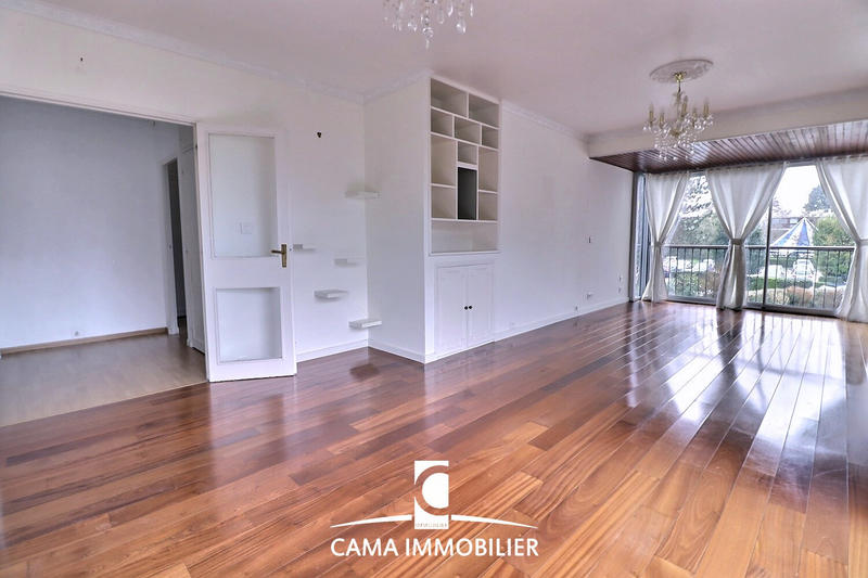 Appartement - 112 m² - 5 pièces