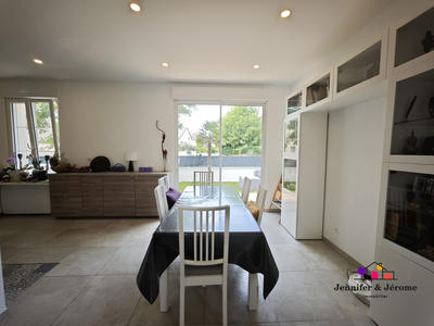 Maison - 100 m² - 5 pièces