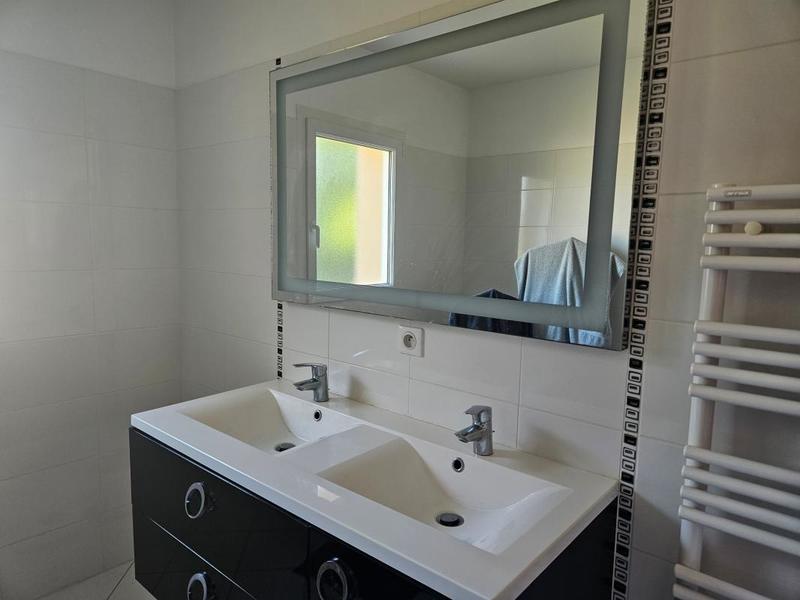 Maison - 106 m² - 4 pièces