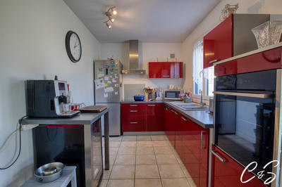 Maison - 97 m² - 5 pièces