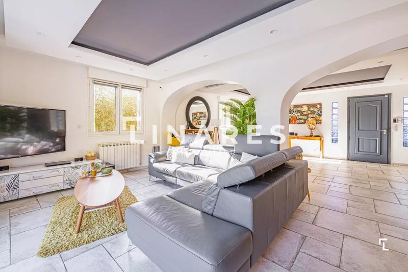 Villa - 176 m² - 5 pièces