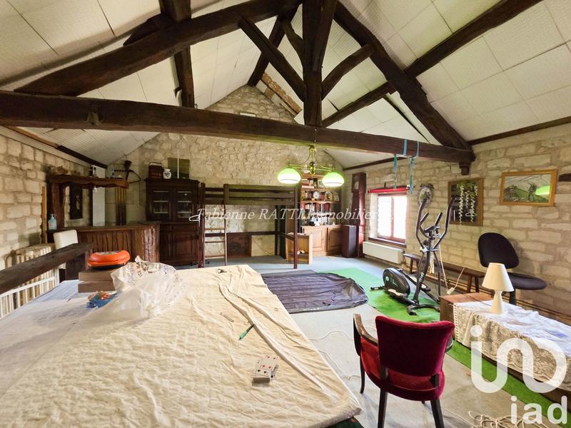 Maison - 250 m² - 15 pièces