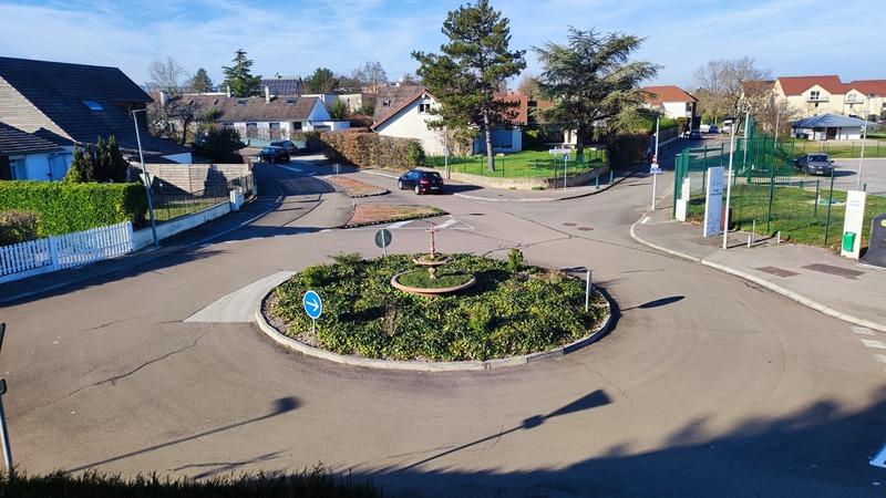 Maison - 168 m² - 8 pièces