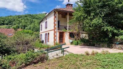 Maison ancienne - 125 m² - 6 pièces