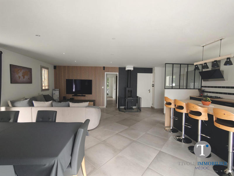 Maison - 100 m² - 4 pièces