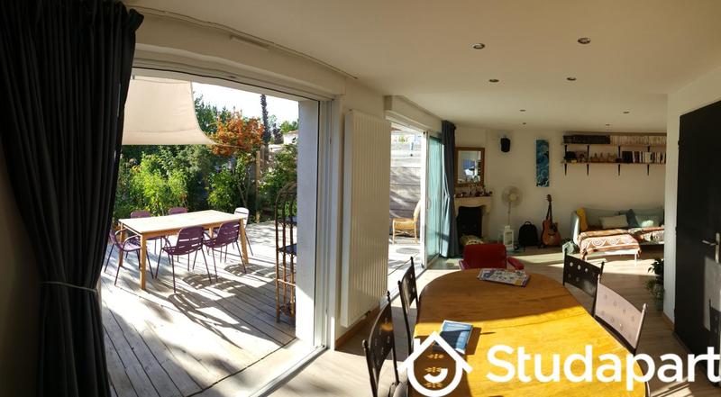 Chambre - 11 m² - 1 pièce