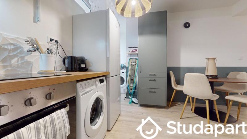 Chambre - 11 m² - 1 pièce