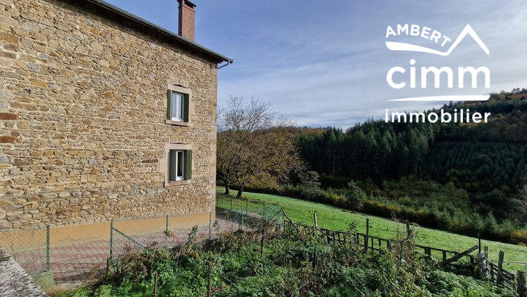 Maison - 157 m² - 8 pièces