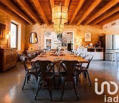 Maison - 360 m² - 10 pièces