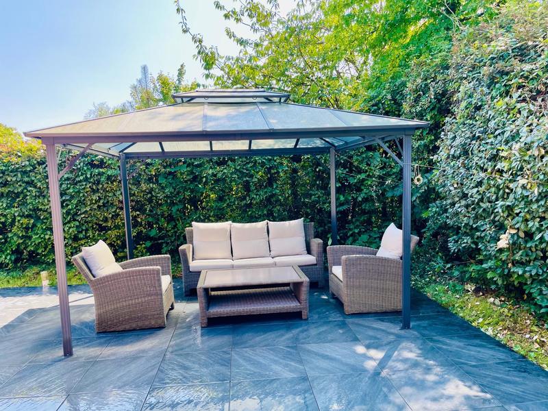 Maison - 210 m² - 7 pièces