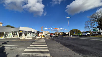 Local d'activités - 100 m²