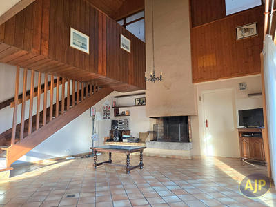 Maison - 173 m² - 6 pièces