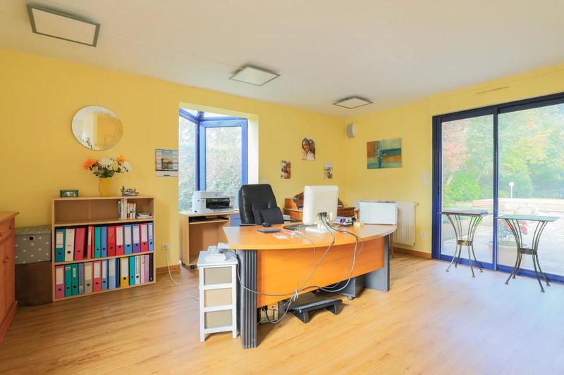 Maison - 206 m² - 5 pièces