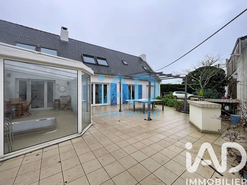 Maison - 200 m² - 9 pièces