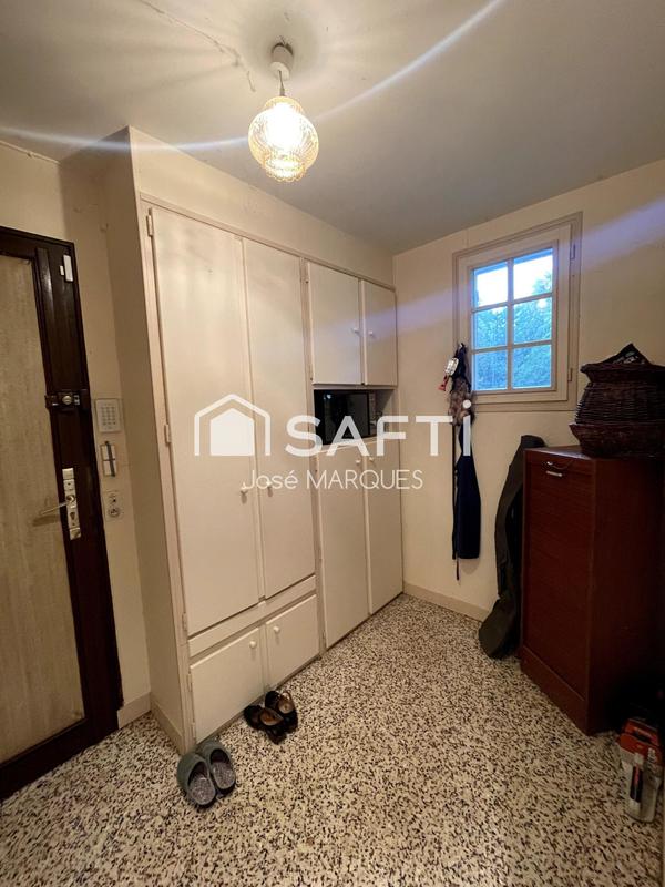 Maison - 266 m² - 7 pièces