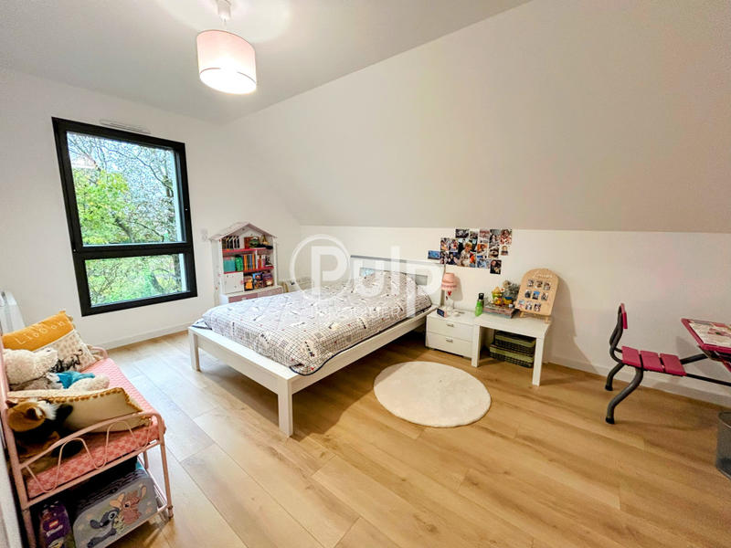 Maison - 174 m² - 7 pièces