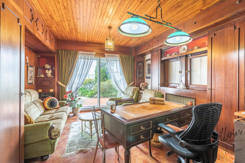 Maison - 147 m² - 6 pièces