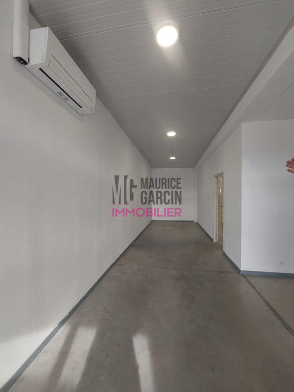 Local commercial - 150 m²