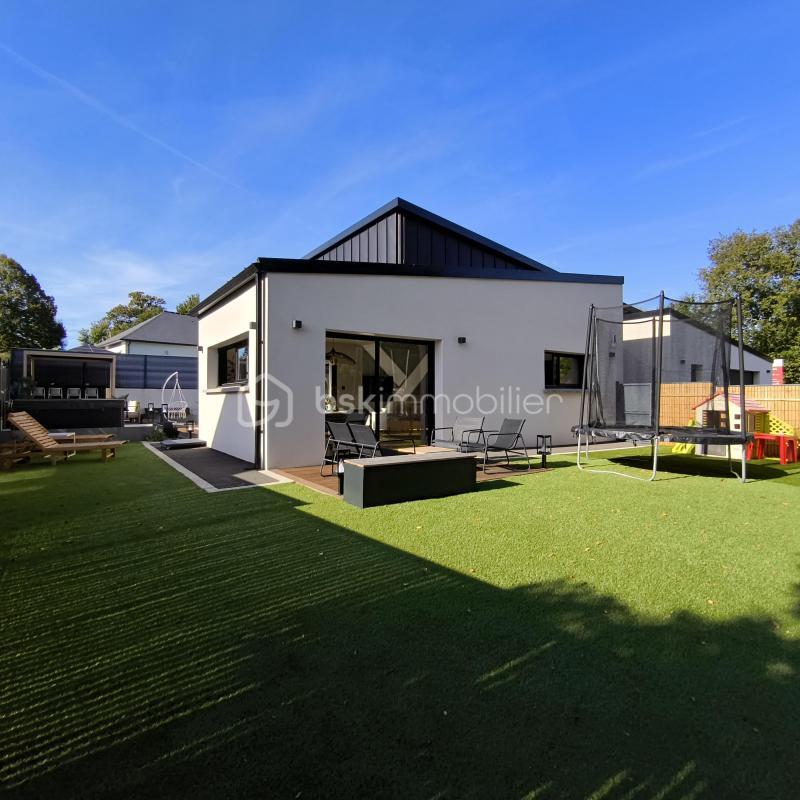 Maison - 144 m² - 6 pièces