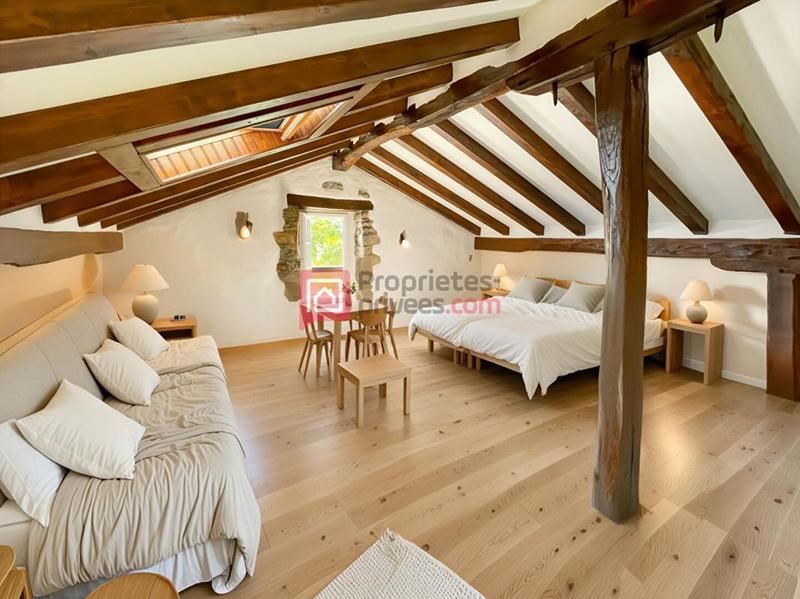 Maison - 150 m² - 5 pièces