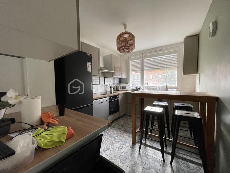 Appartement - 102 m² - 6 pièces