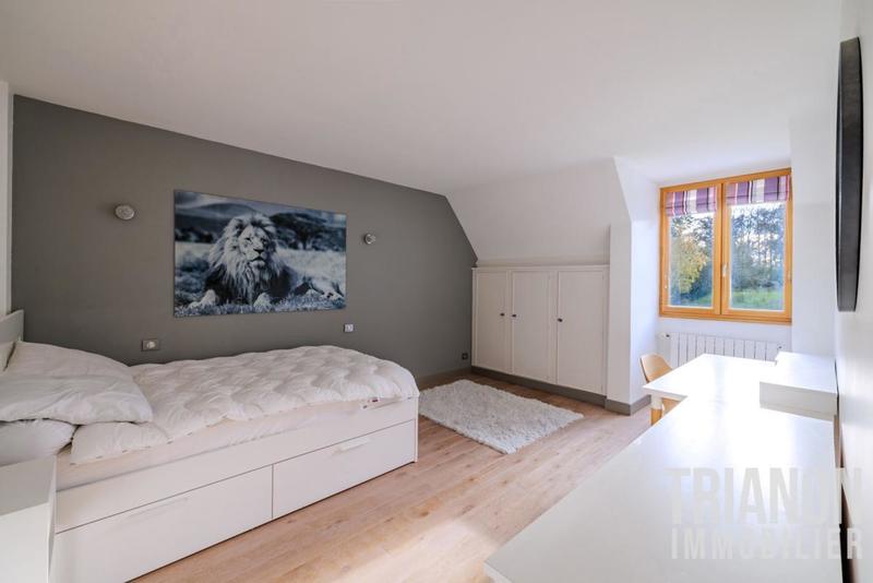 Maison - 326 m² - 7 pièces