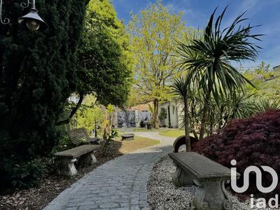 Château - 255 m² - 10 pièces