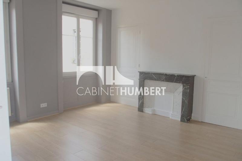 Appartement - 65 m² - 2 pièces