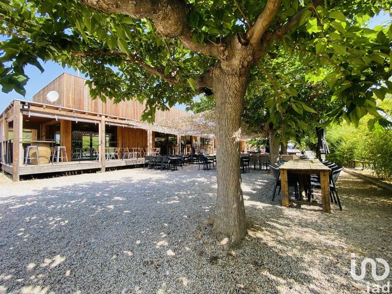 Local commercial - 122 m²