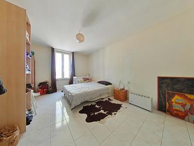 Maison - 516 m² - 7 pièces