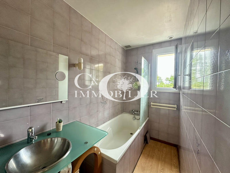 Maison - 100 m² - 4 pièces