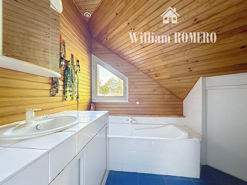 Villa - 236 m² - 7 pièces