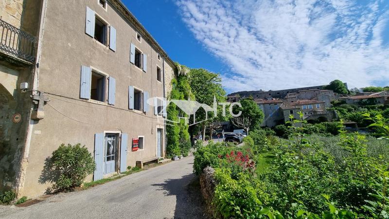 Maison de village - 170 m² - 7 pièces