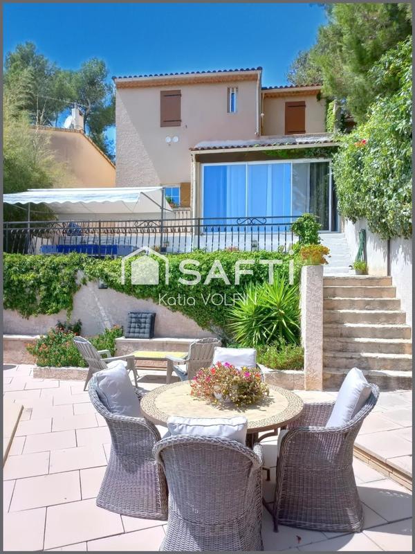 Maison - 127 m² - 5 pièces