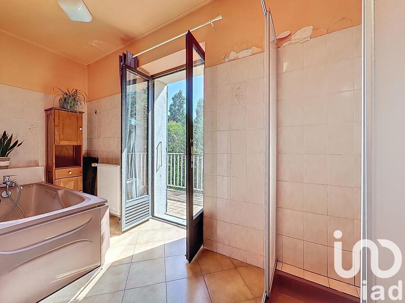 Maison - 157 m² - 9 pièces