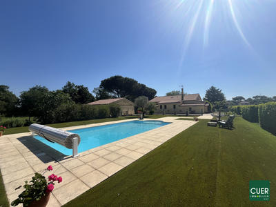 Maison - 174 m² - 6 pièces